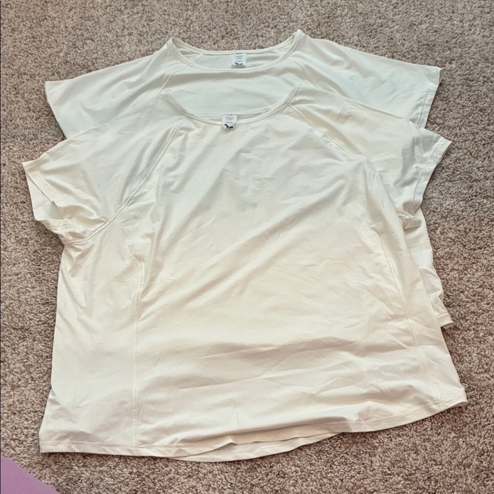 2 Old Navy Women's Short Sleeve Tees - Cream/White